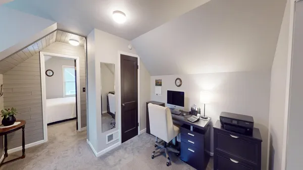 $257,500 | 2021 Bridge Avenue, Albert Lea, MN 56007