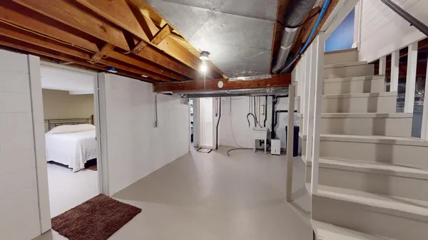 $257,500 | 2021 Bridge Avenue, Albert Lea, MN 56007