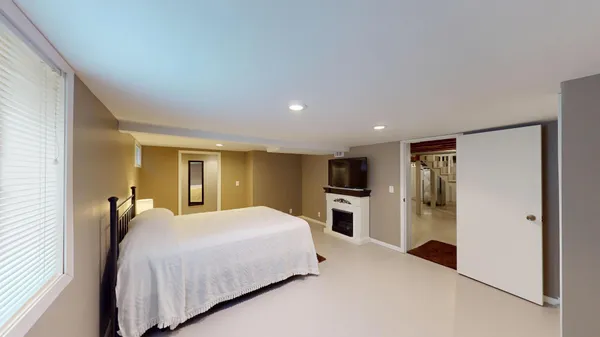 $257,500 | 2021 Bridge Avenue, Albert Lea, MN 56007