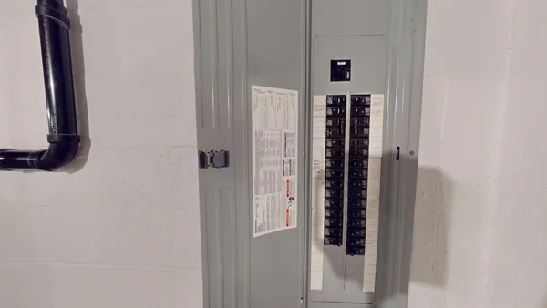 $257,500 | 2021 Bridge Avenue, Albert Lea, MN 56007