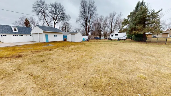 $257,500 | 2021 Bridge Avenue, Albert Lea, MN 56007