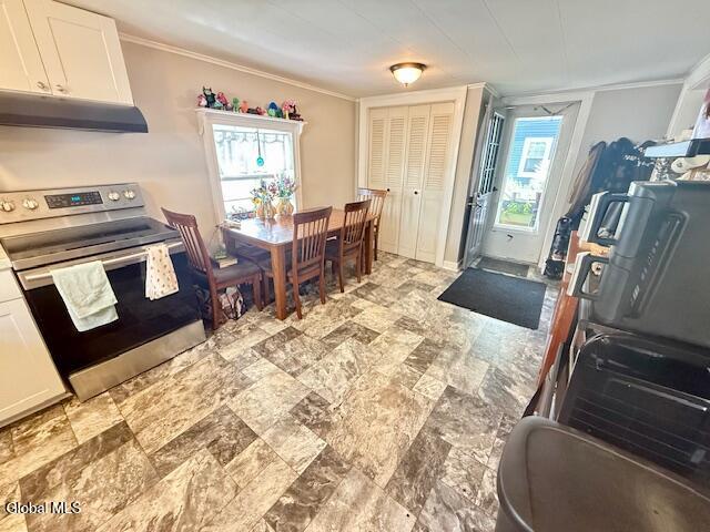 163 Ridge Street Glens Falls, NY 12801 - Photo 4 of 22 IMG_9169 (1)