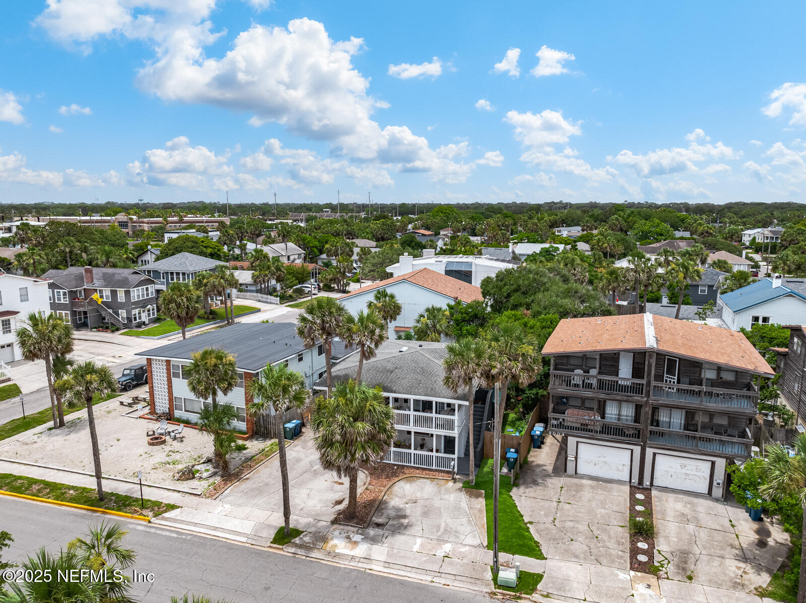 2016 First Street Neptune Beach, FL 32266 - Photo 5 of 17 a view of a city
