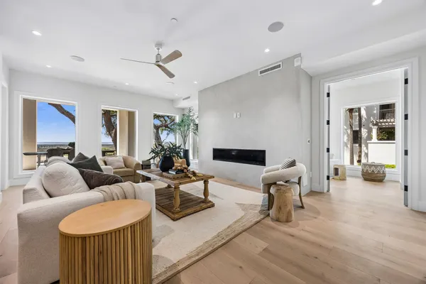 $3,500,000 | 5071 1st Coast Highway, Unit 301D, Fernandina Beach, FL 32034