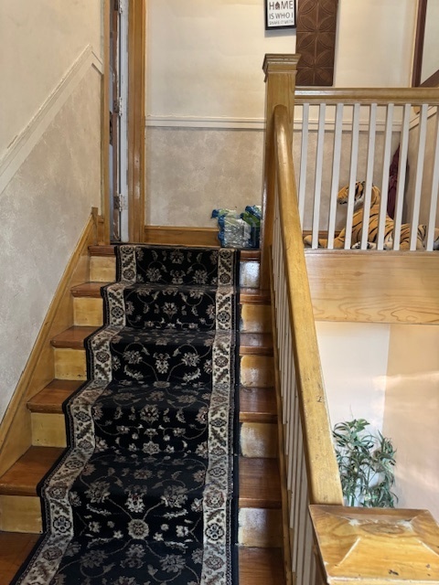 5829 North Washtenaw Avenue Chicago, IL 60659 - Photo 17 of 39 a bathroom with a bathtub