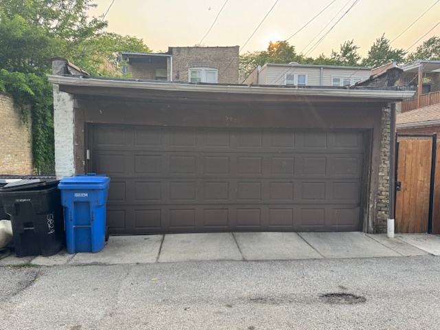5829 North Washtenaw Avenue Chicago, IL 60659 - Photo 39 of 39 a backyard view