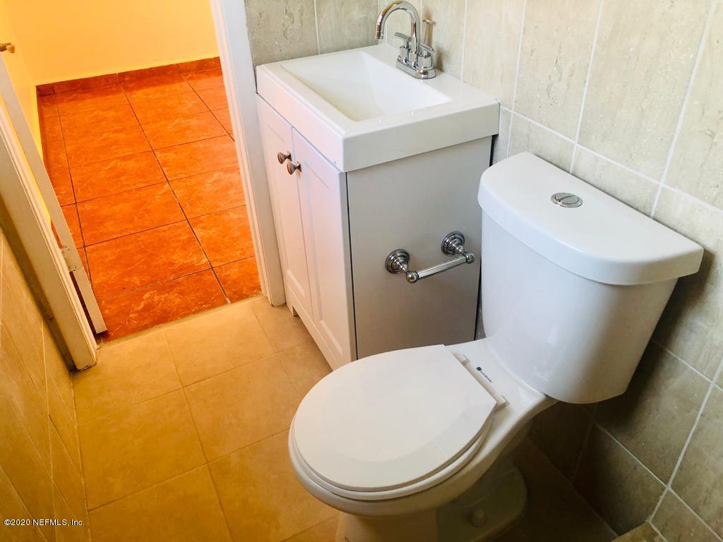 6252 Barnes Road South Jacksonville, FL 32216 - Photo 7 of 27 WhatsApp Image 2020-11-14 at 3.43.36 PM