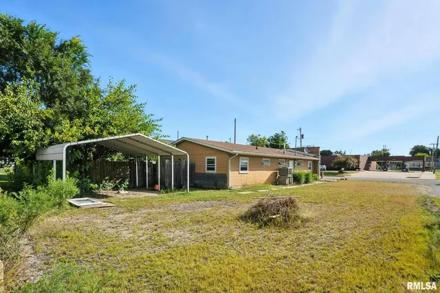 $77,000 | 116 Main Street, Buffalo, IA 52728