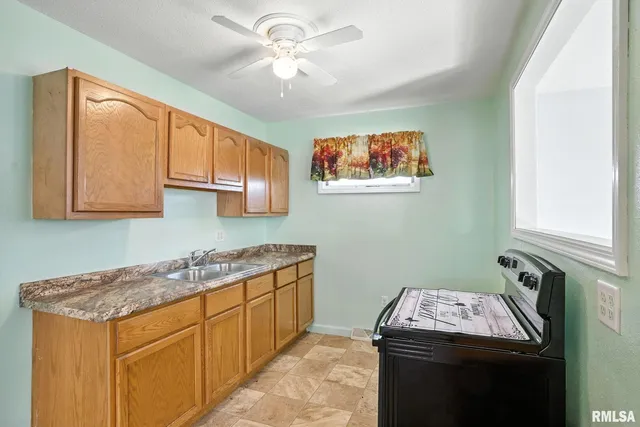 $77,000 | 116 Main Street, Buffalo, IA 52728