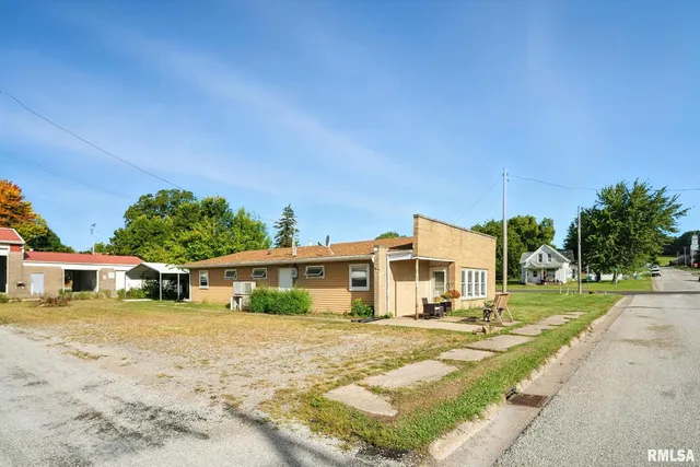 $77,000 | 116 Main Street, Buffalo, IA 52728