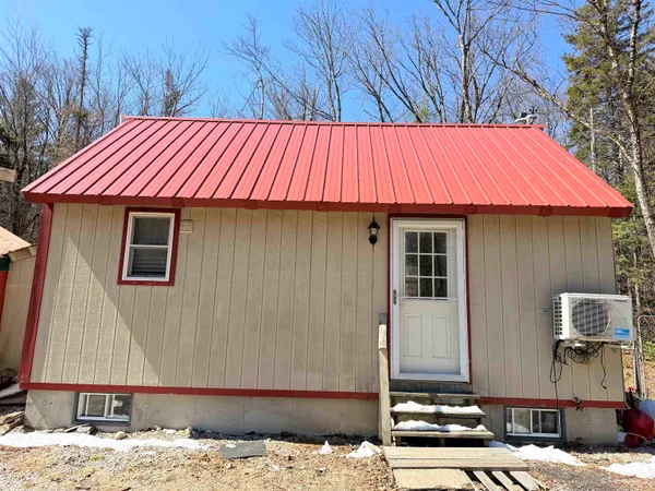 $265,000 | 34 S Road, Lempster, NH 03605