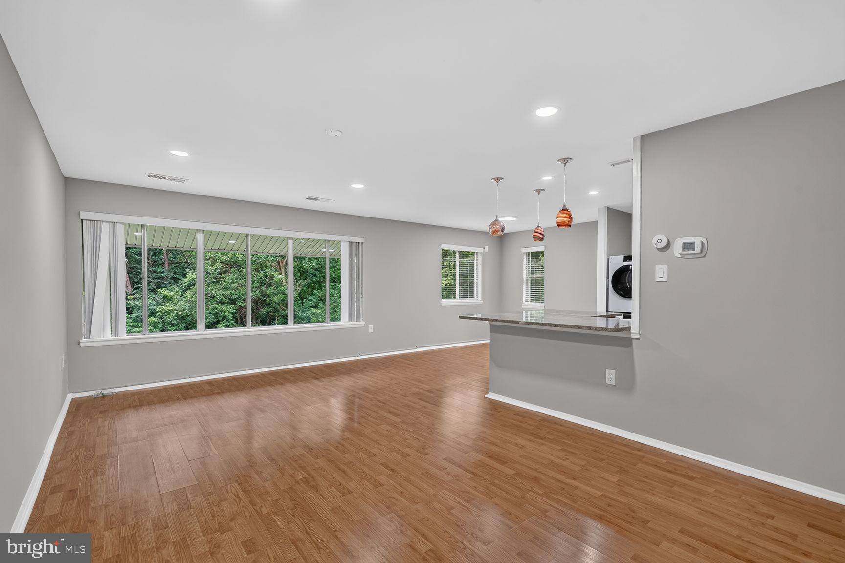 9908 Walker House Road, Unit 99086 Gaithersburg, MD 20886 - Photo 2 of 20