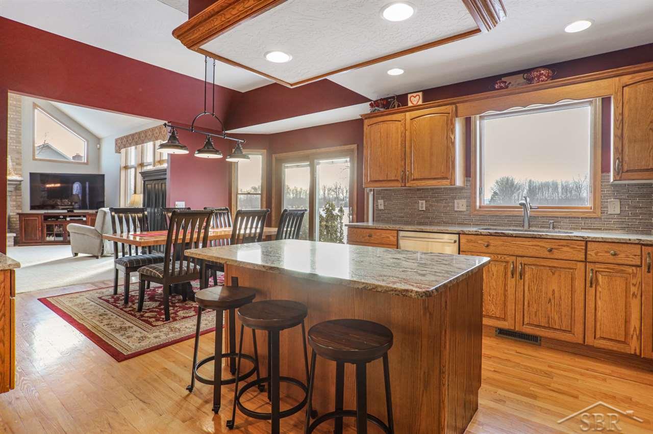 7355 North Michigan Road Saginaw, MI 48604 - Photo 30 of 51 50033251-29.JPG