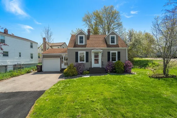 $585,000 | 62 Lower E Street, Dedham, MA 02026
