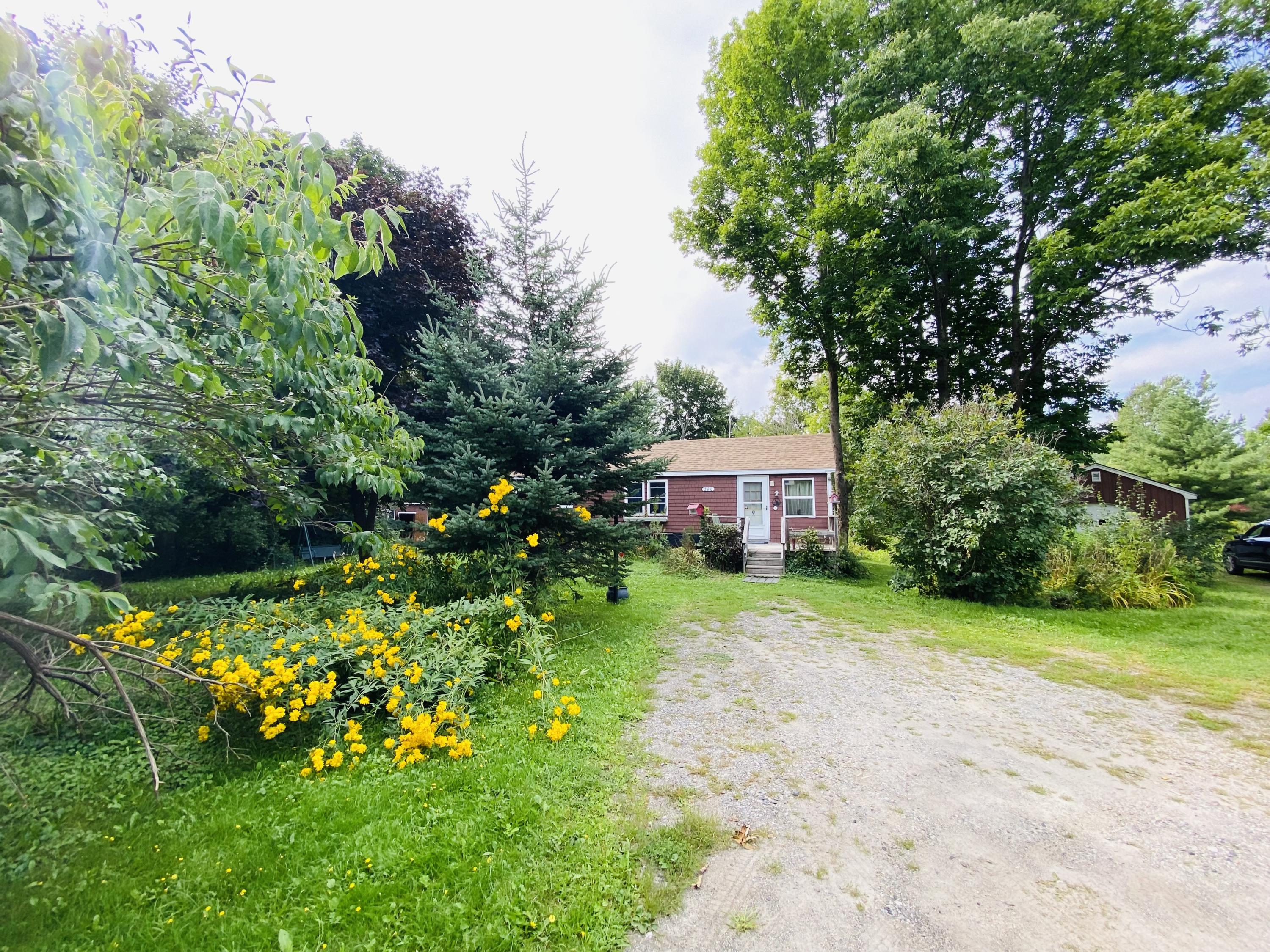 260 Old County Road Rockland, ME 04841 - Photo 28 of 32 Driveway