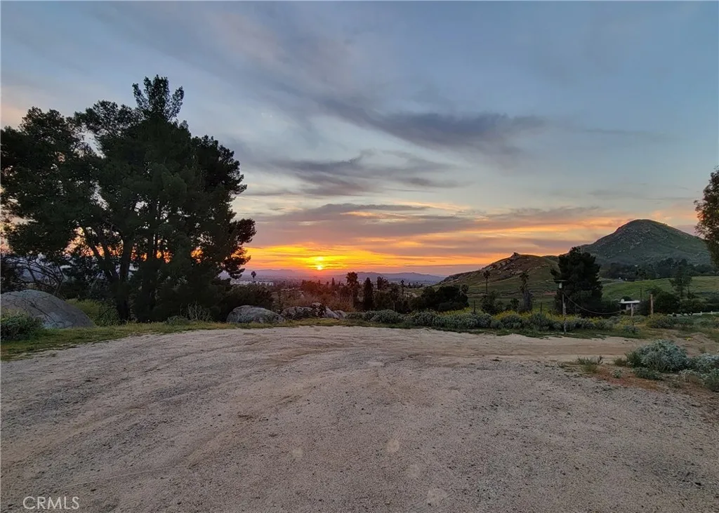 2935 Galaxie Road Riverside, CA 92507 - Photo 39 of 45 Gallery Image 39