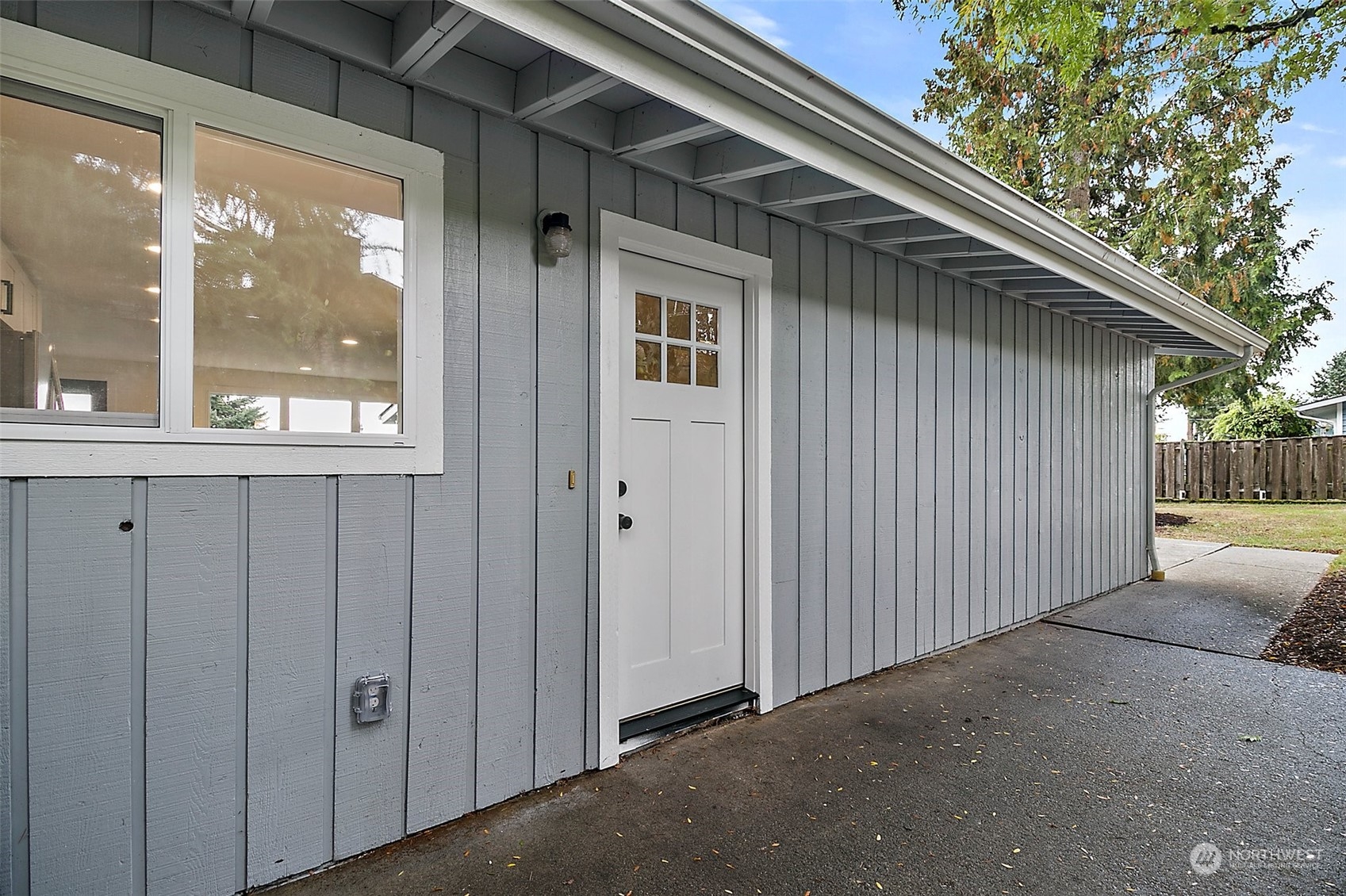 15846 Southeast 132nd Place Renton, WA 98059 - Photo 9 of 37 a view of front door