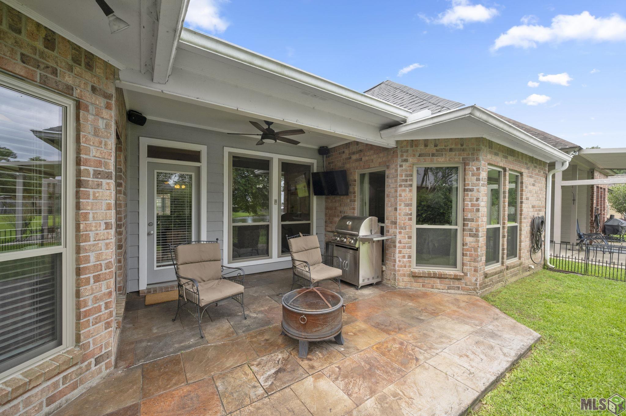 10837 Woodleaf Avenue Baton Rouge, LA 70816 - Photo 25 of 27