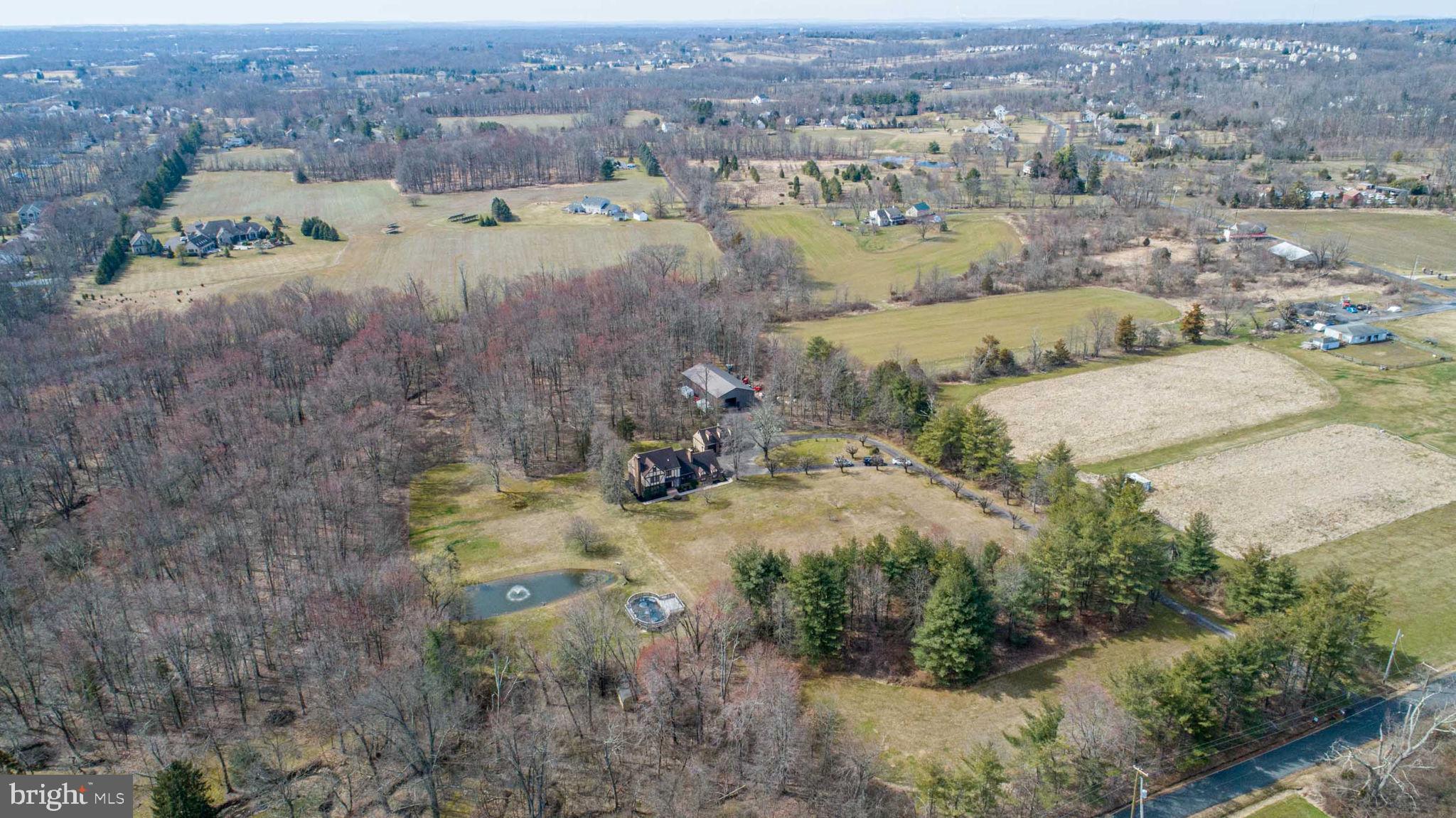 100 Newville Road Chalfont, PA 18914 - Photo 7 of 78 Privacy, privacy, privacy
