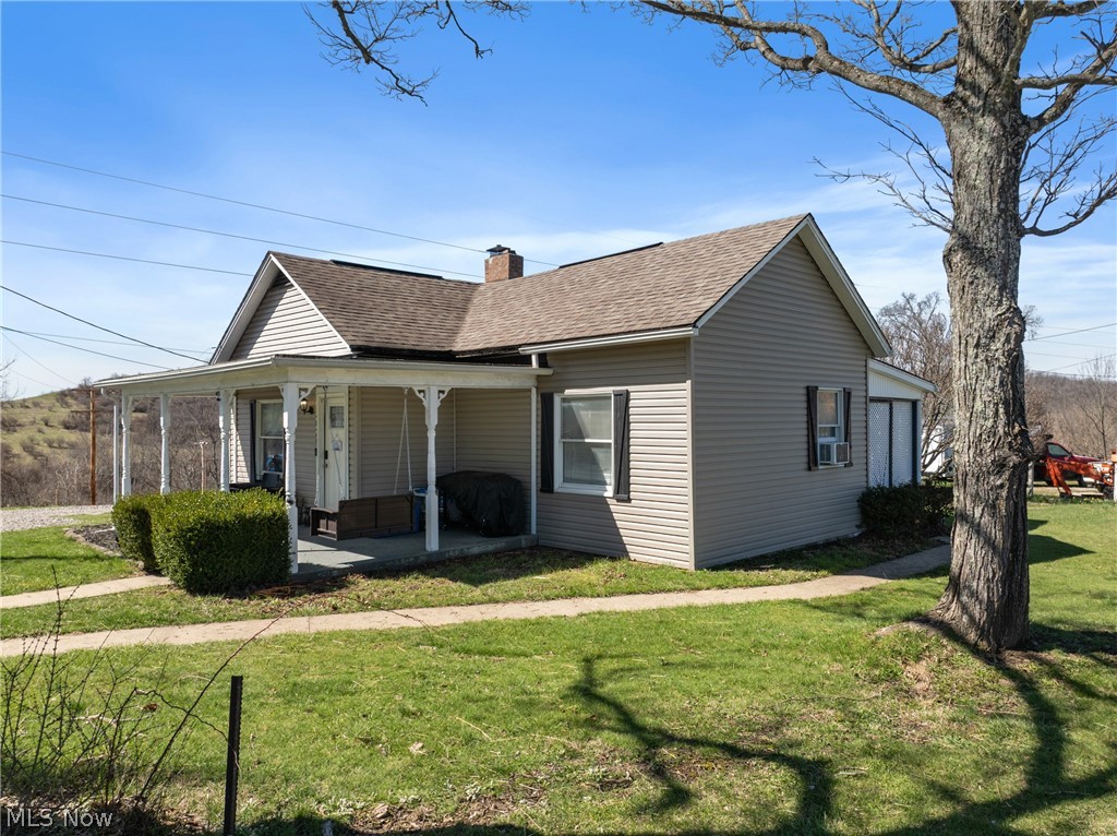 48499 Fairpoint Maynard Road St. Clairsville, OH 43950 - Photo 2 of 31