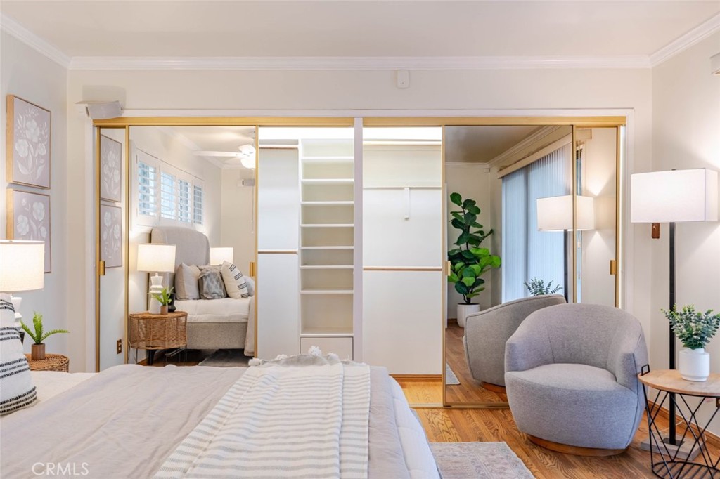 835 North Lincoln Street Burbank, CA 91506 - Photo 12 of 38 a bedroom with furniture and a large window