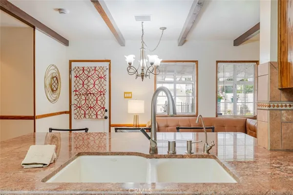 $1,500,000 | 835 North Lincoln Street, Burbank, CA 91506