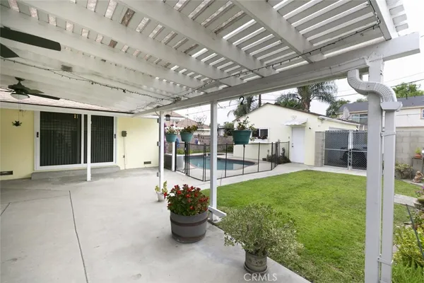 $1,500,000 | 835 North Lincoln Street, Burbank, CA 91506