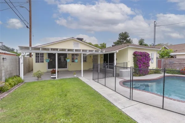 $1,500,000 | 835 North Lincoln Street, Burbank, CA 91506