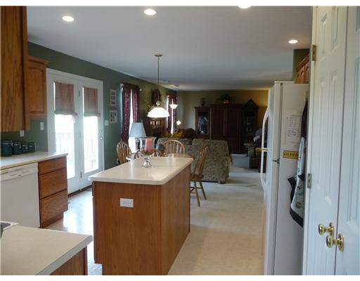 311 Allison Road Gibsonia, PA 15044 - Photo 7 of 18 Kitchen.