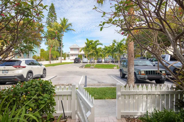 $1,060,000 | 20 Kingfisher Lane, Key West, FL 33040