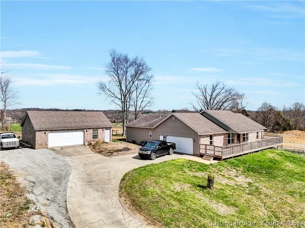 $389,000 | 3711 Caney Road, Henryville, IN 47126