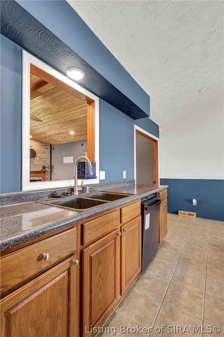 3711 Caney Road Henryville, IN 47126 - Photo 18 of 69