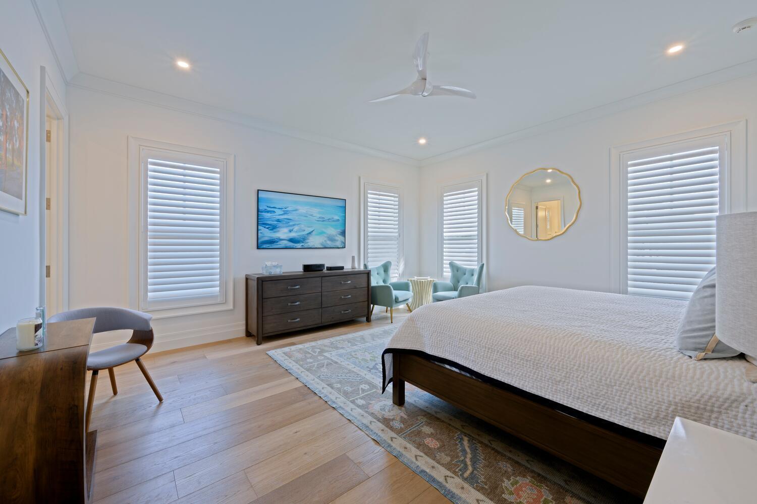 643 Pilot Road North Palm Beach, FL 33408 - Photo 34 of 73 GUEST SUITE 3 - 2ND FLOOR