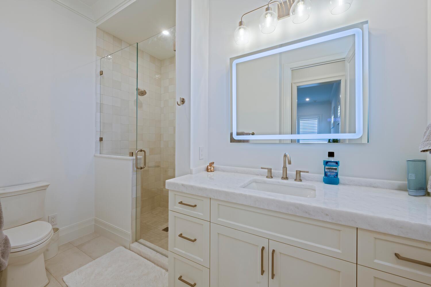 643 Pilot Road North Palm Beach, FL 33408 - Photo 38 of 73 GUEST SUITE 4 - 2ND FLOOR