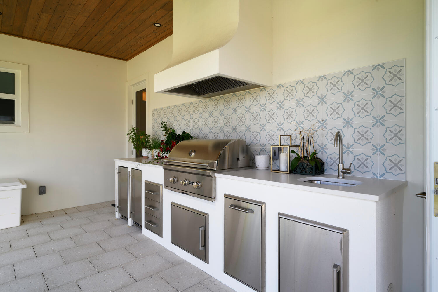 643 Pilot Road North Palm Beach, FL 33408 - Photo 45 of 73 a kitchen with a stove and a microwave