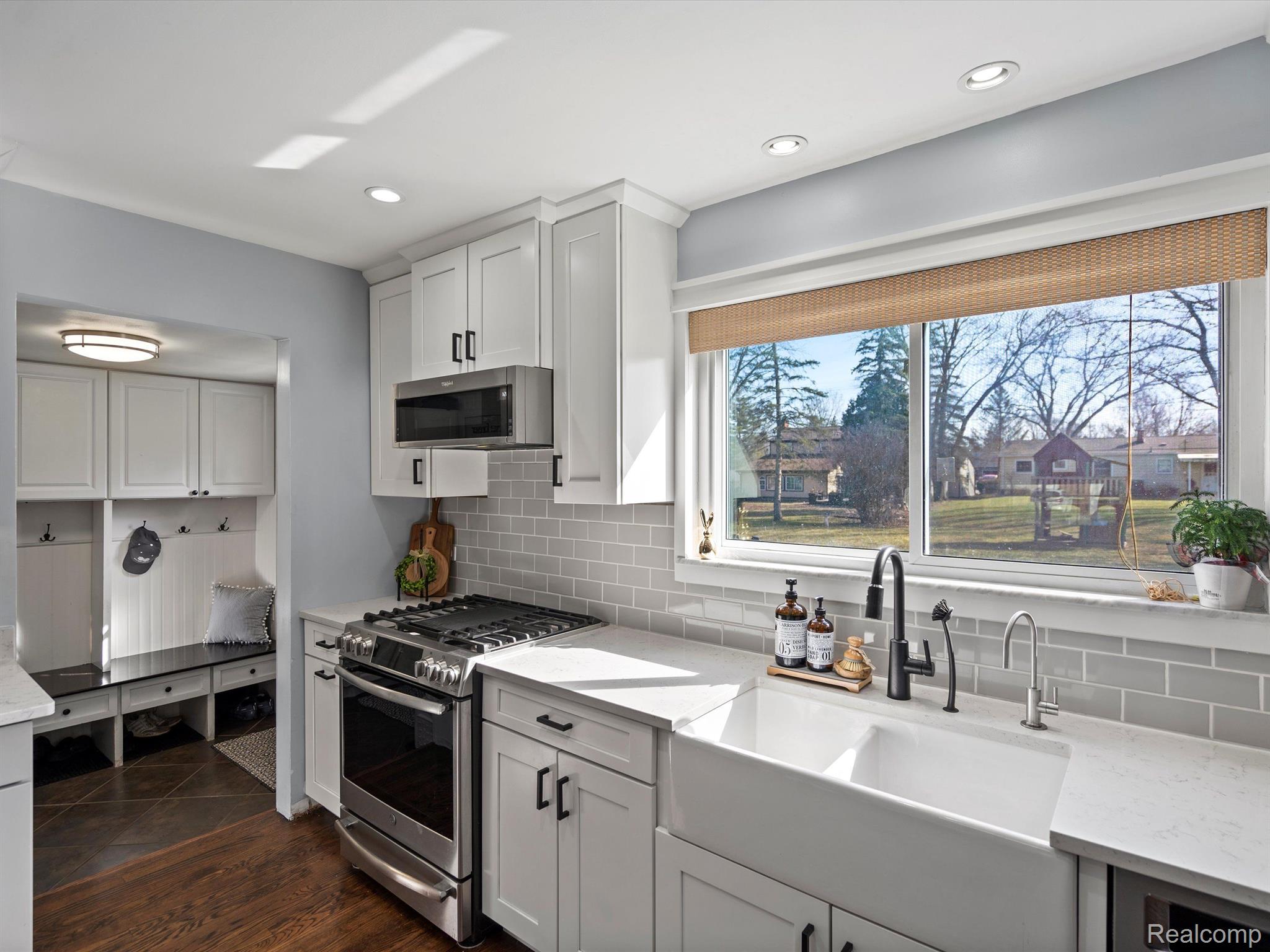 342 Old Bridge Road Grand Blanc, MI 48439 - Photo 18 of 36 Gallery Image 18