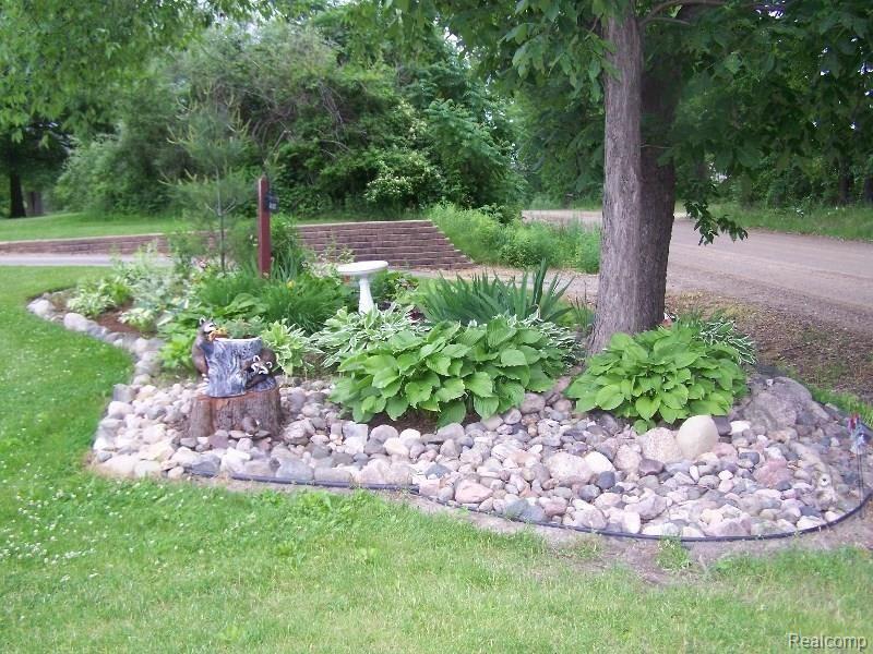 5137 East Allen Road Howell, MI 48855 - Photo 29 of 30 allen landscaping.JPG