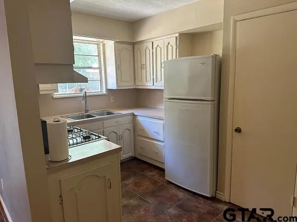 $1,500 | 3113 Greg Lane, Tyler, TX 75701