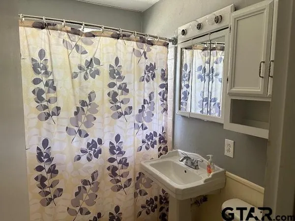 $1,500 | 3113 Greg Lane, Tyler, TX 75701