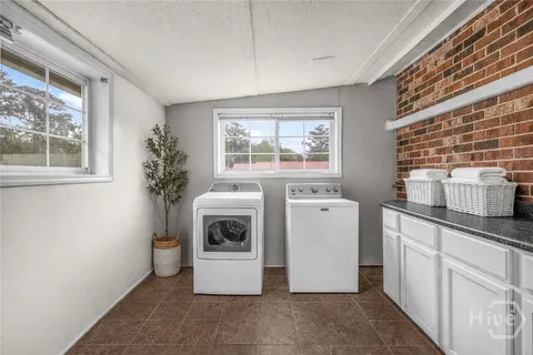 $345,000 | 402 North Sangrena Drive, Pooler, GA 31322