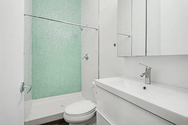 $4,095 | 3425 Louise Street, Oakland, CA 94608