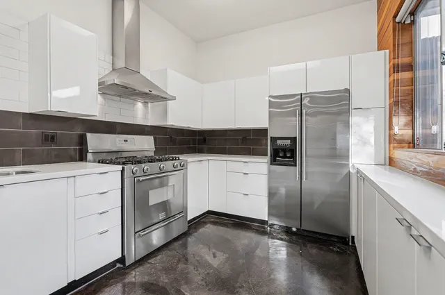 $4,095 | 3425 Louise Street, Oakland, CA 94608