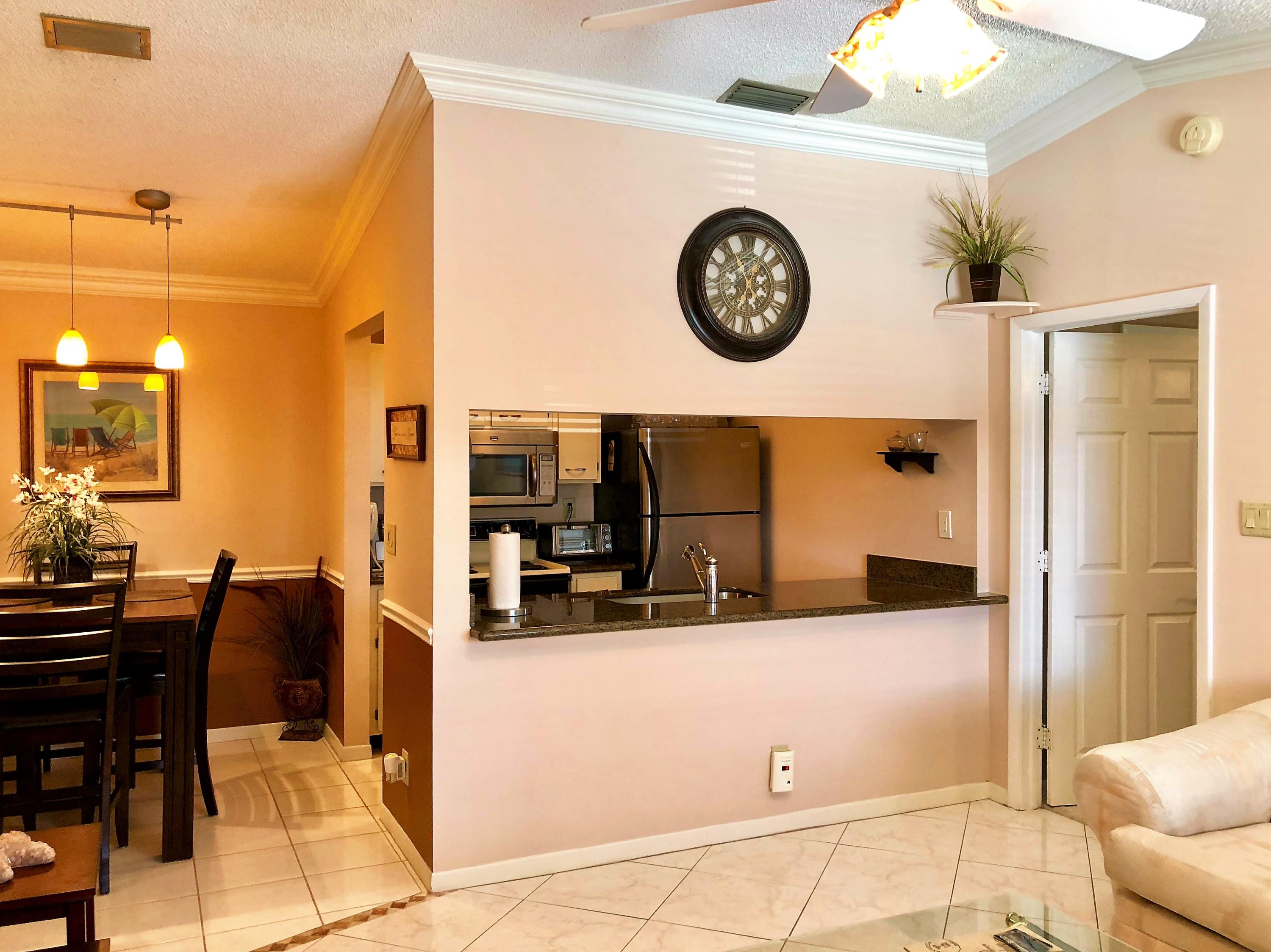9466 Boca Cove Circle, Unit 312 Boca Raton, FL 33428 - Photo 3 of 27 2