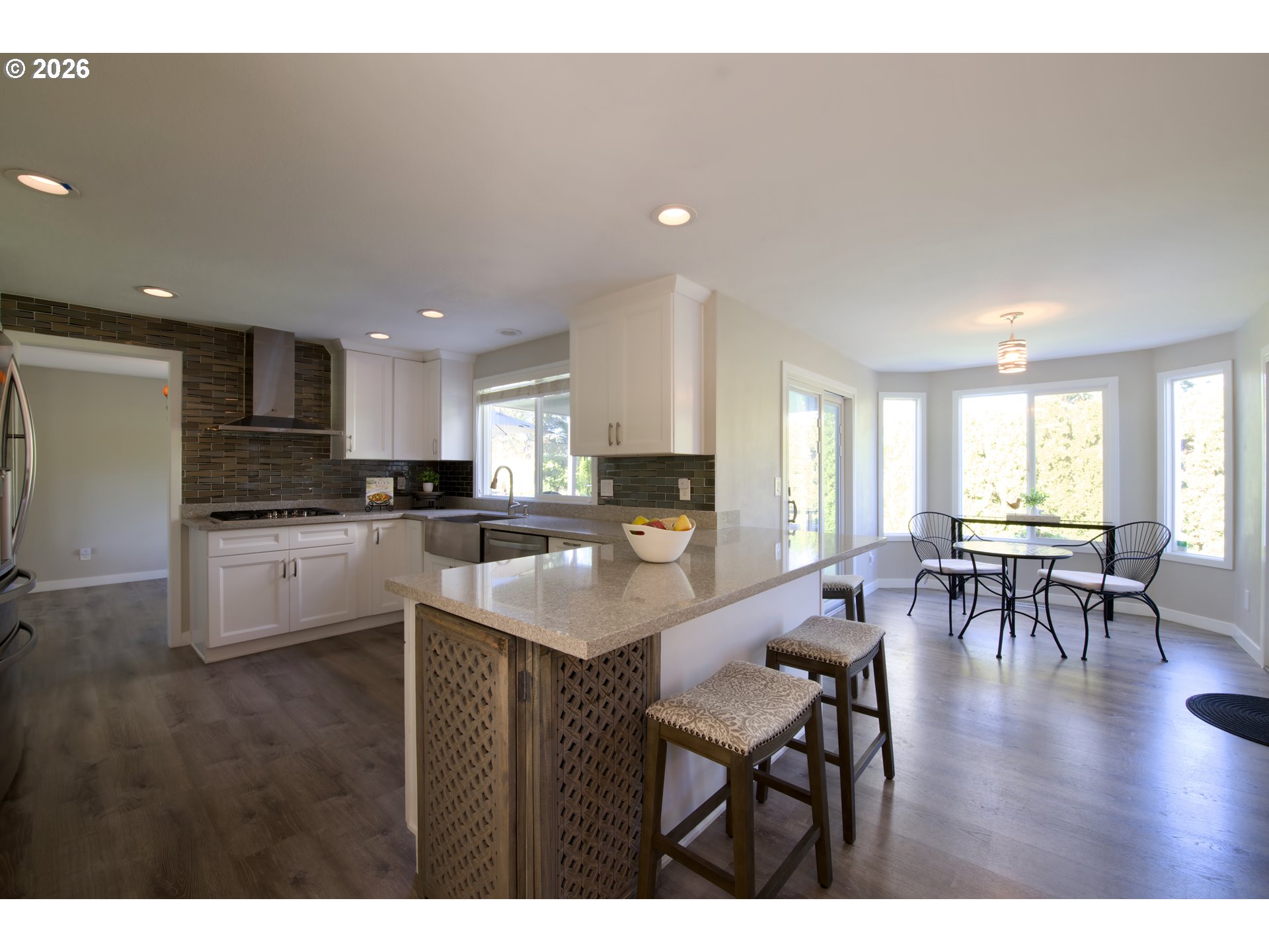 16782 Southwest Hargis Road Beaverton, OR 97007 - Photo 16 of 42 Gallery Image 16