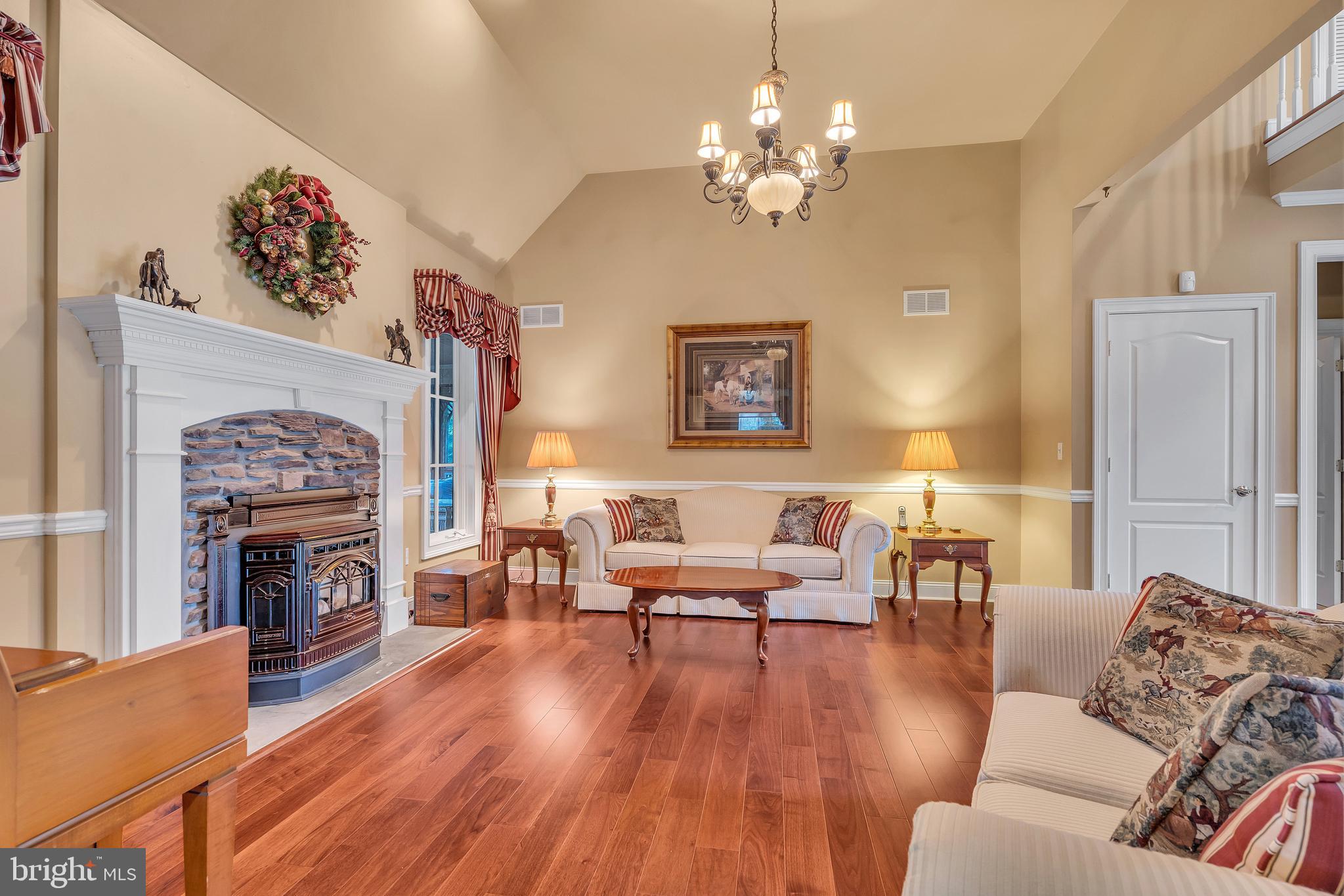 240 Oak Grove Road Pittstown, NJ 08867 - Photo 23 of 67