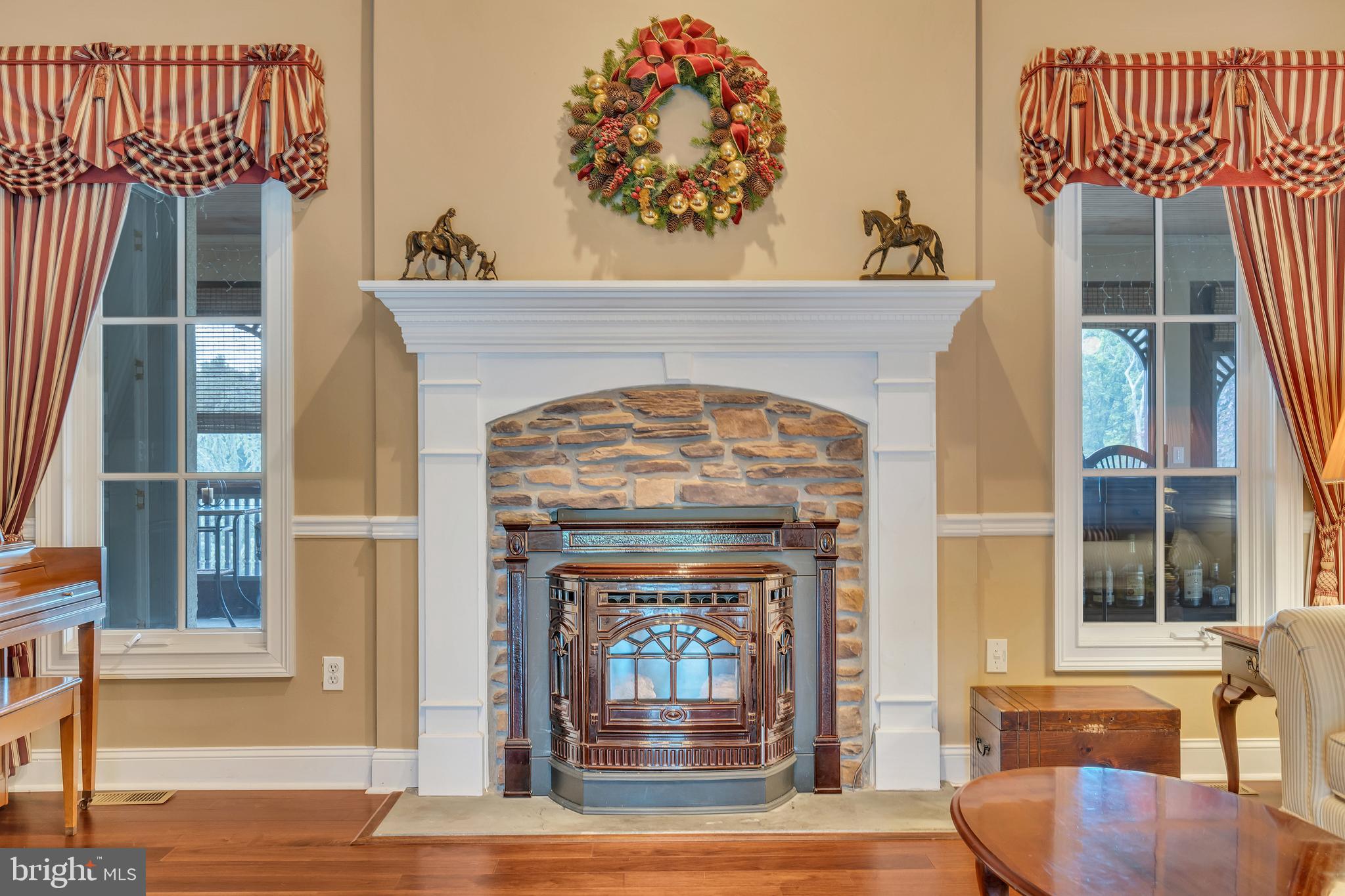 240 Oak Grove Road Pittstown, NJ 08867 - Photo 24 of 67