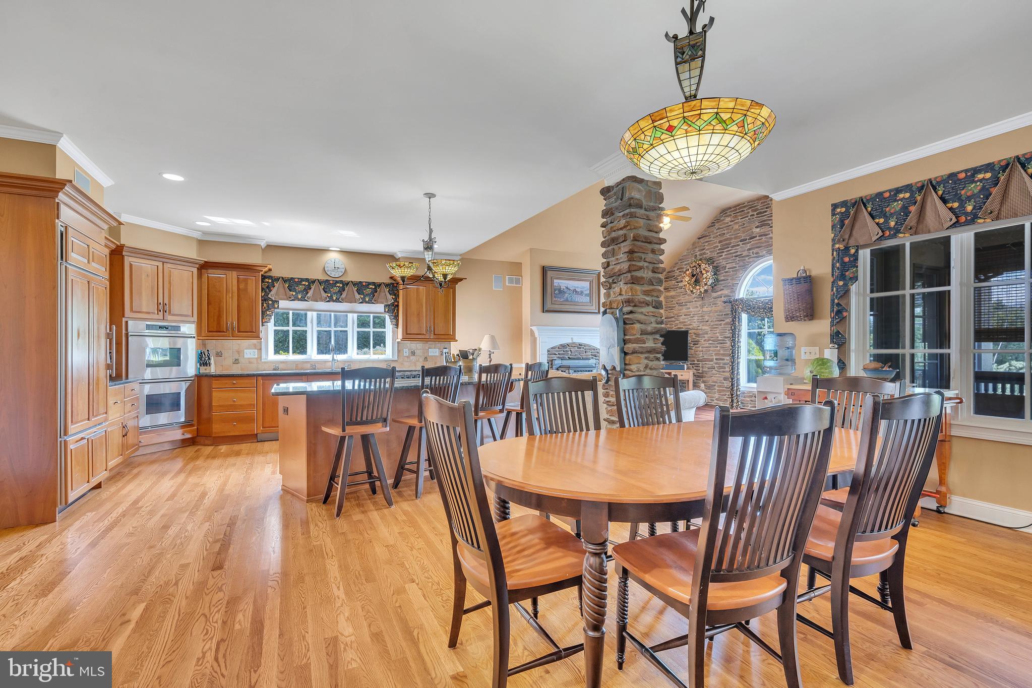 240 Oak Grove Road Pittstown, NJ 08867 - Photo 27 of 67