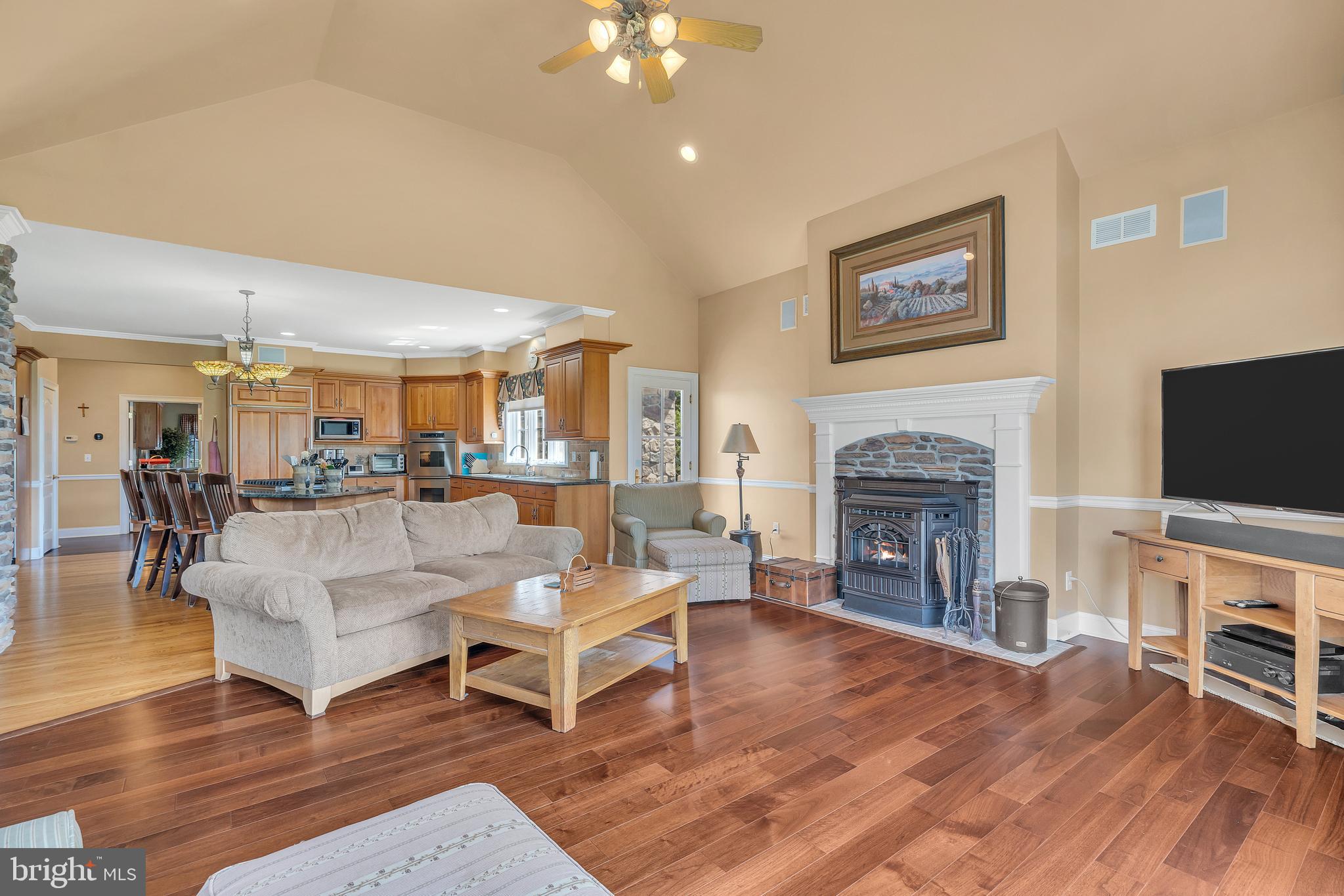 240 Oak Grove Road Pittstown, NJ 08867 - Photo 32 of 67