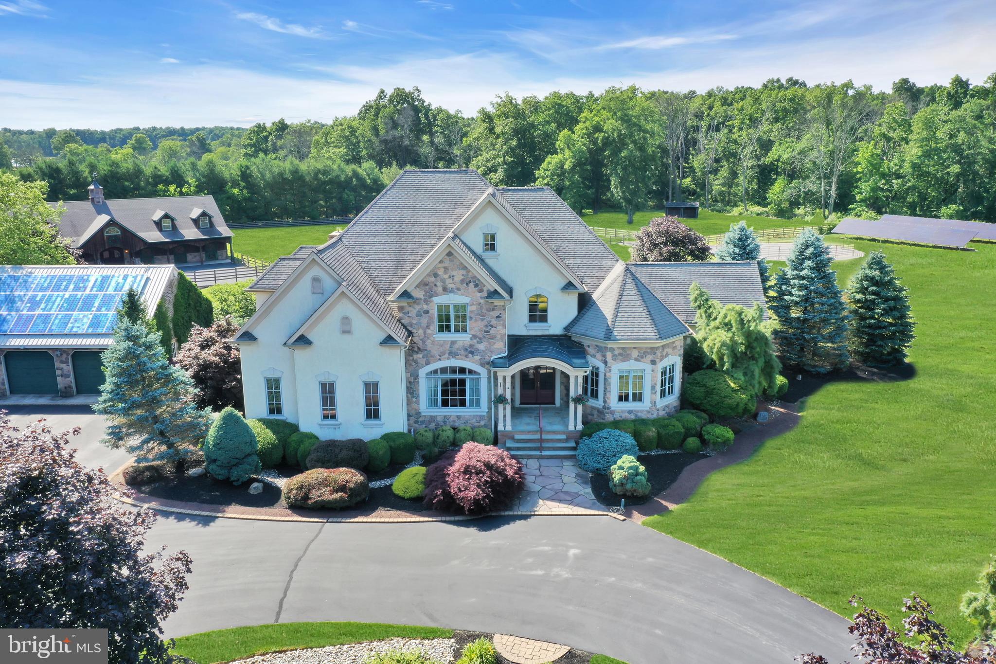 240 Oak Grove Road Pittstown, NJ 08867 - Photo 4 of 67