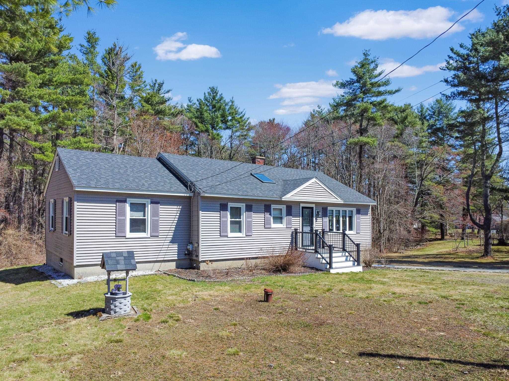 358 East Road Hampstead, NH 03841 - Photo 2 of 28 Gallery Image 2
